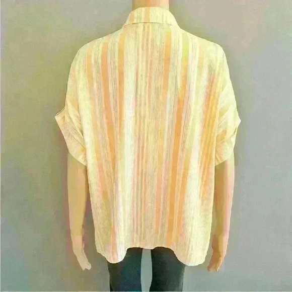GILLI Oversized Pastel Yellow  Stripes Short Sleeves Button Down Shirt Blouse. - Picture 5 of 9